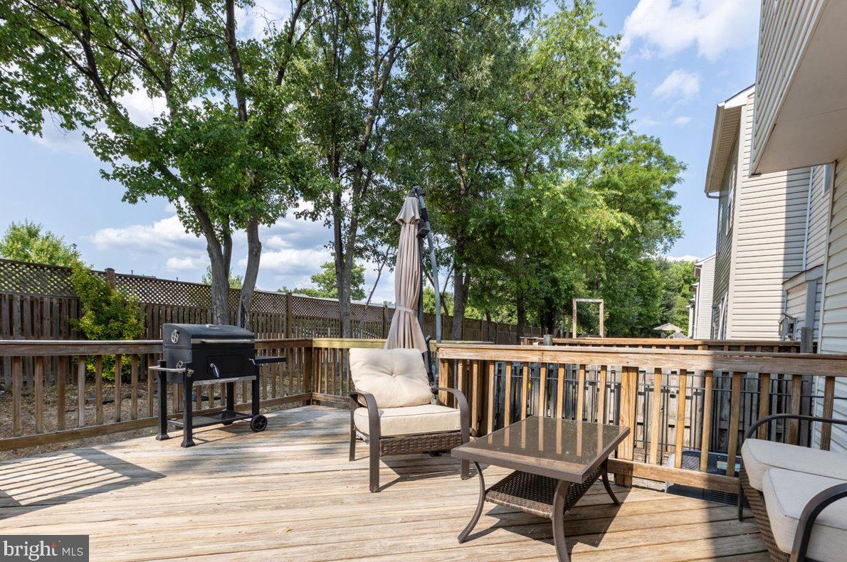 1720 Carriage Lamp Ct, Severn MD 21144-6802 exterior