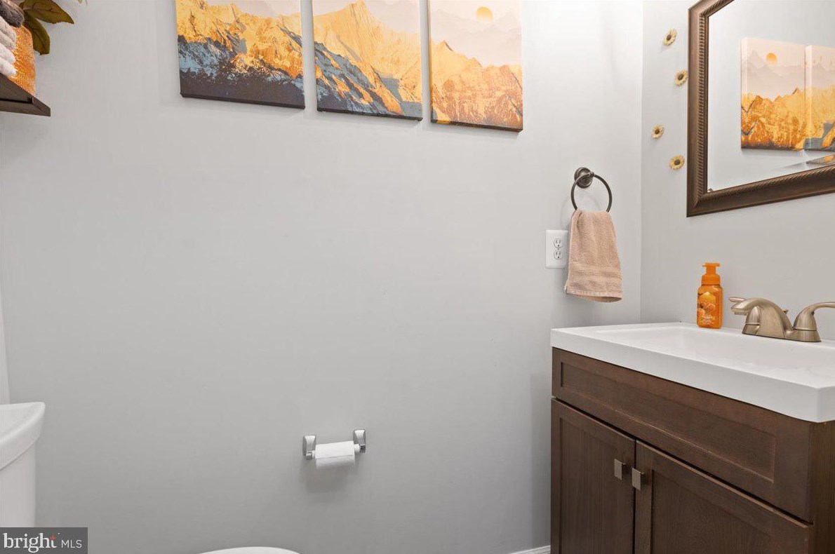 1720 Carriage Lamp Ct, Severn MD 21144-6802 exterior