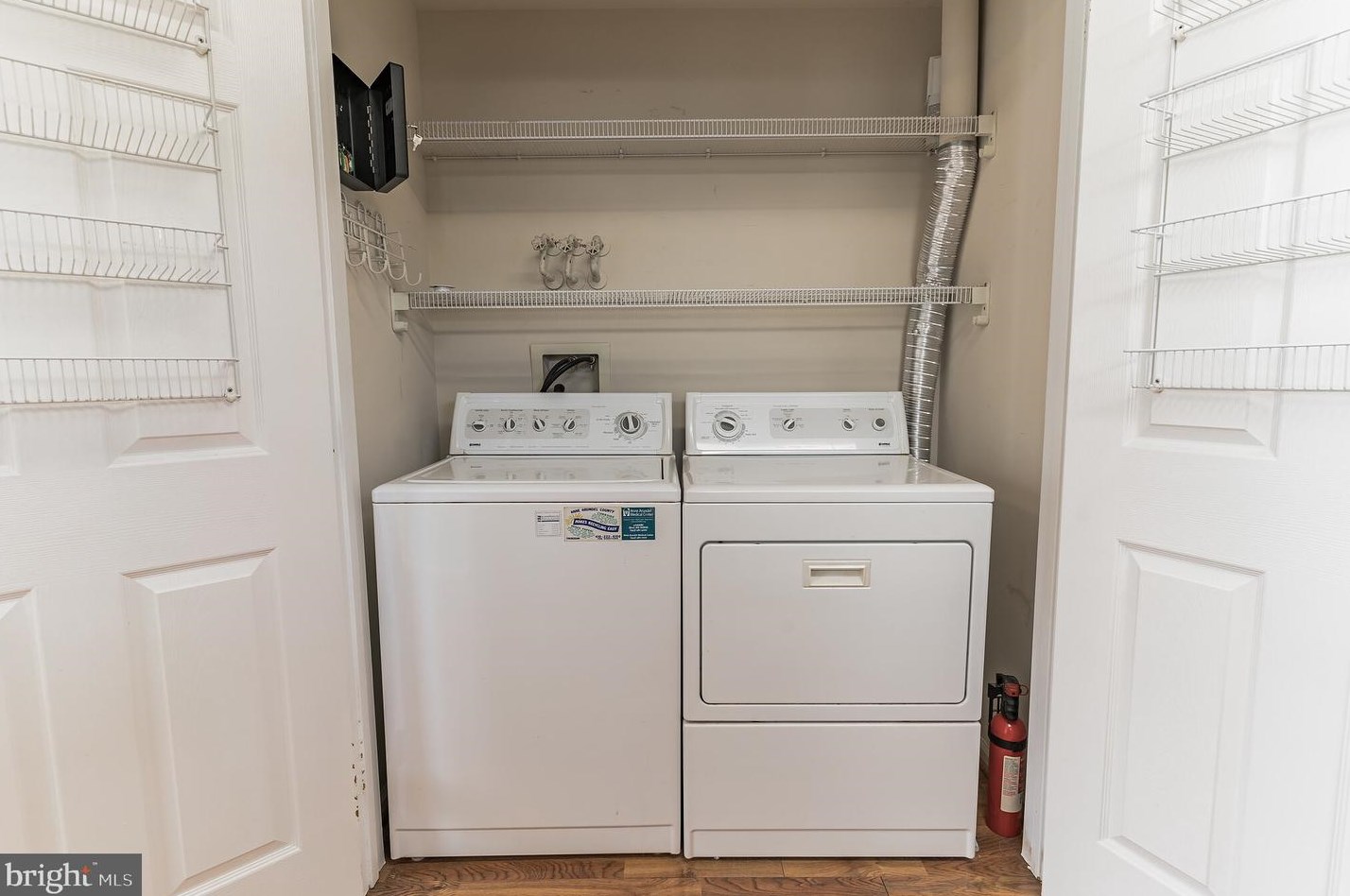 1025 Simsbury Ct, Crofton MD  21114-1673 exterior