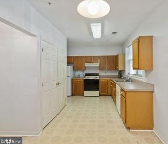 1900 Pawlet Dr, Crofton MD  21114-1687 exterior