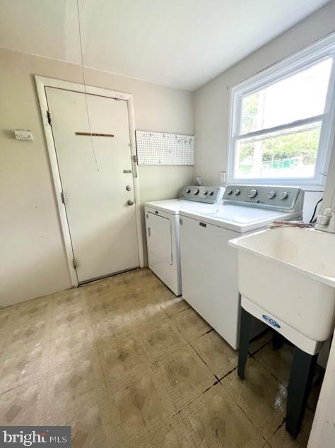 7832 Citadel Dr, Severn MD 21144-1513 exterior