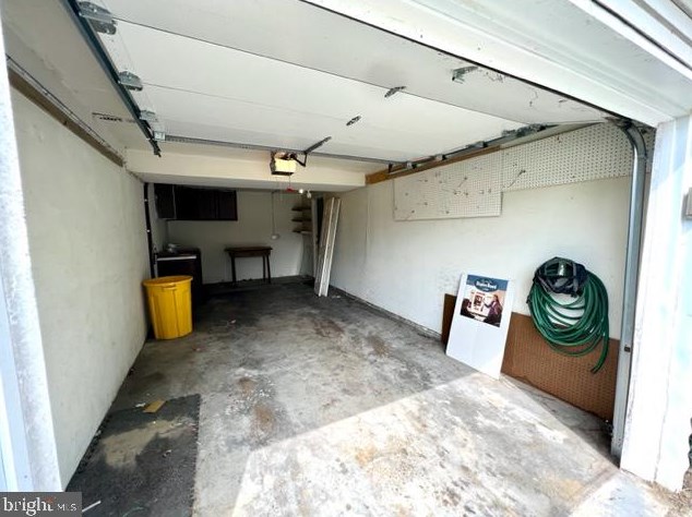 7832 Citadel Dr, Severn MD 21144-1513 exterior