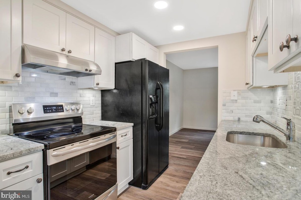 1776 Sharwood Pl, Crofton MD 21114-1925 exterior