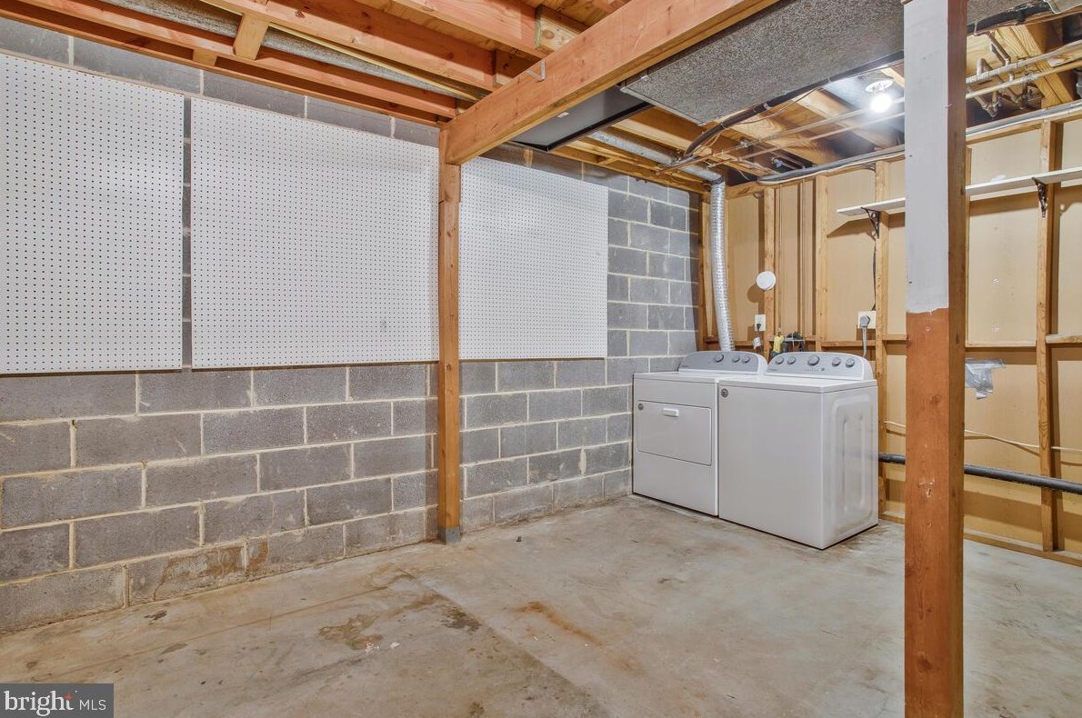 1776 Sharwood Pl, Crofton MD 21114-1925 exterior