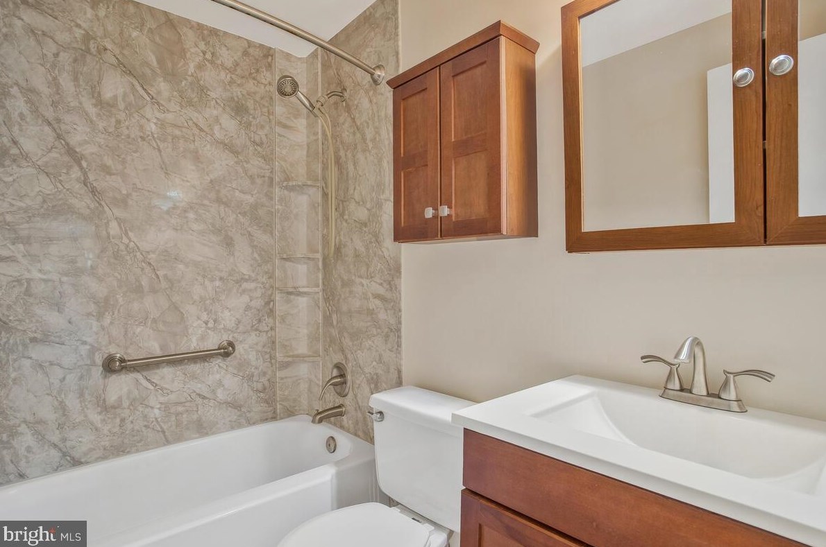 1776 Sharwood Pl, Crofton MD 21114-1925 exterior