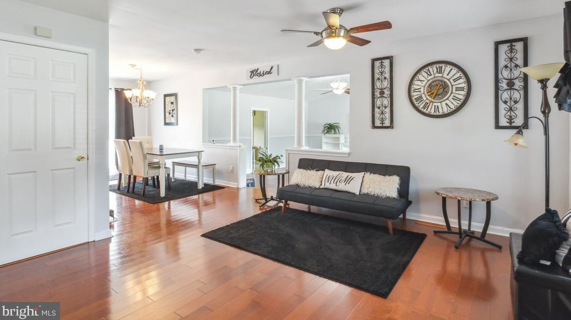 8256 Riviera Dr, Severn MD  21144-2429 exterior