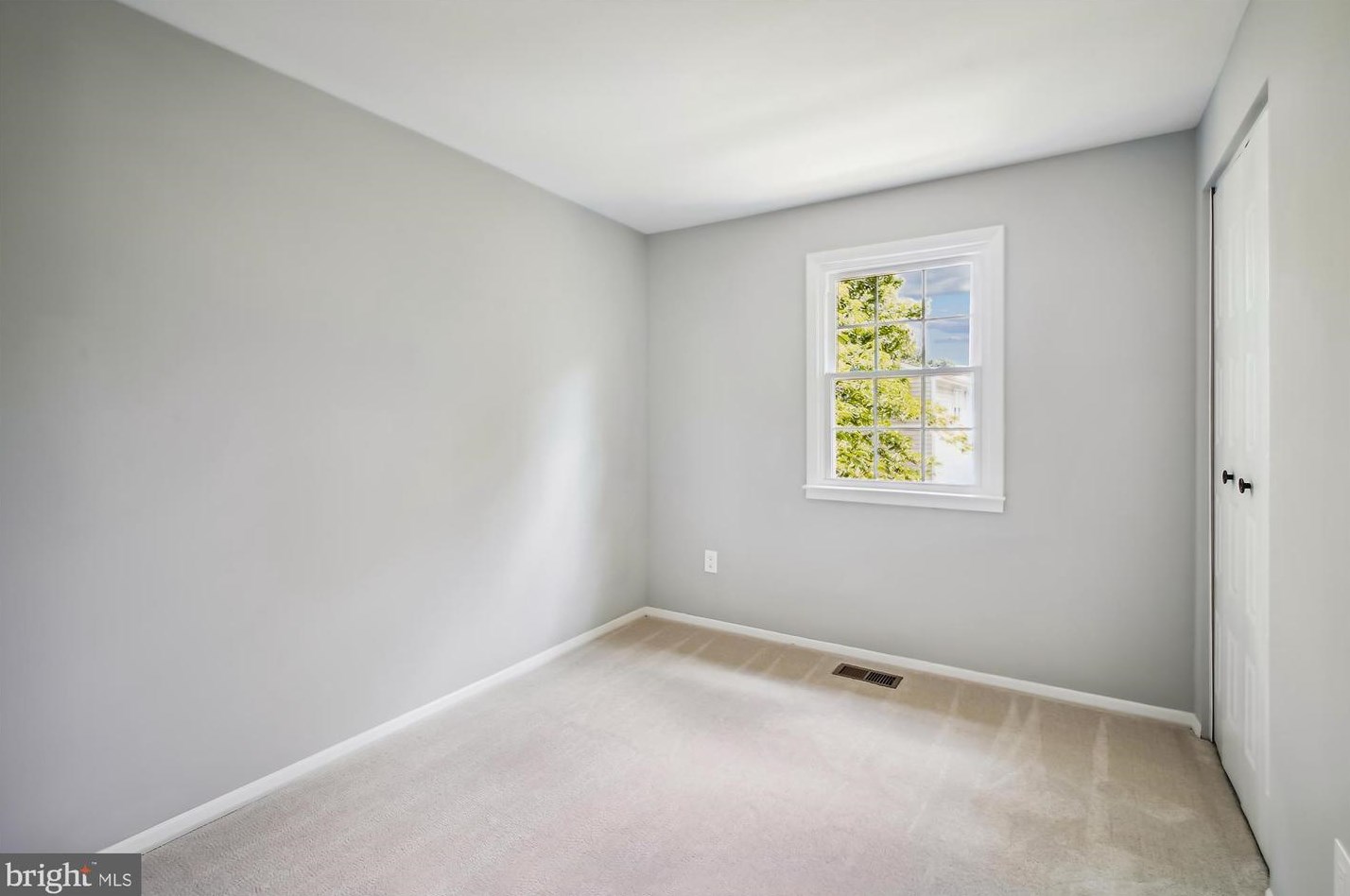 1842 Sharwood Pl, Crofton MD 21114-1949 exterior