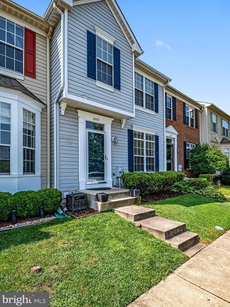2535 Dog Leg Ct, Crofton MD  21114-3200 exterior