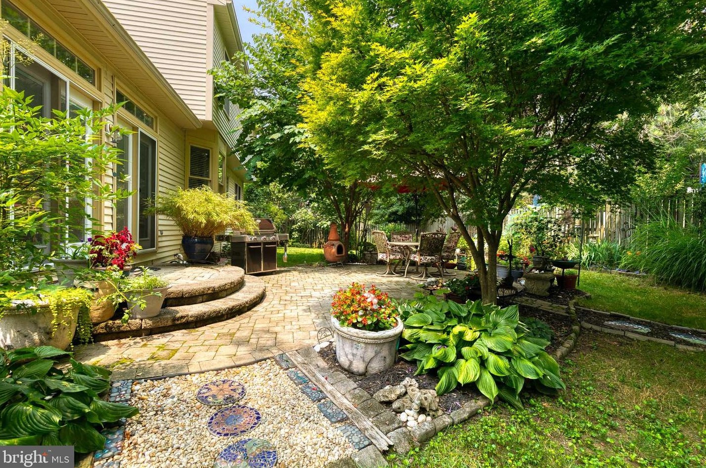 1141 Charing Cross Dr, Crofton MD 21114-1358 exterior