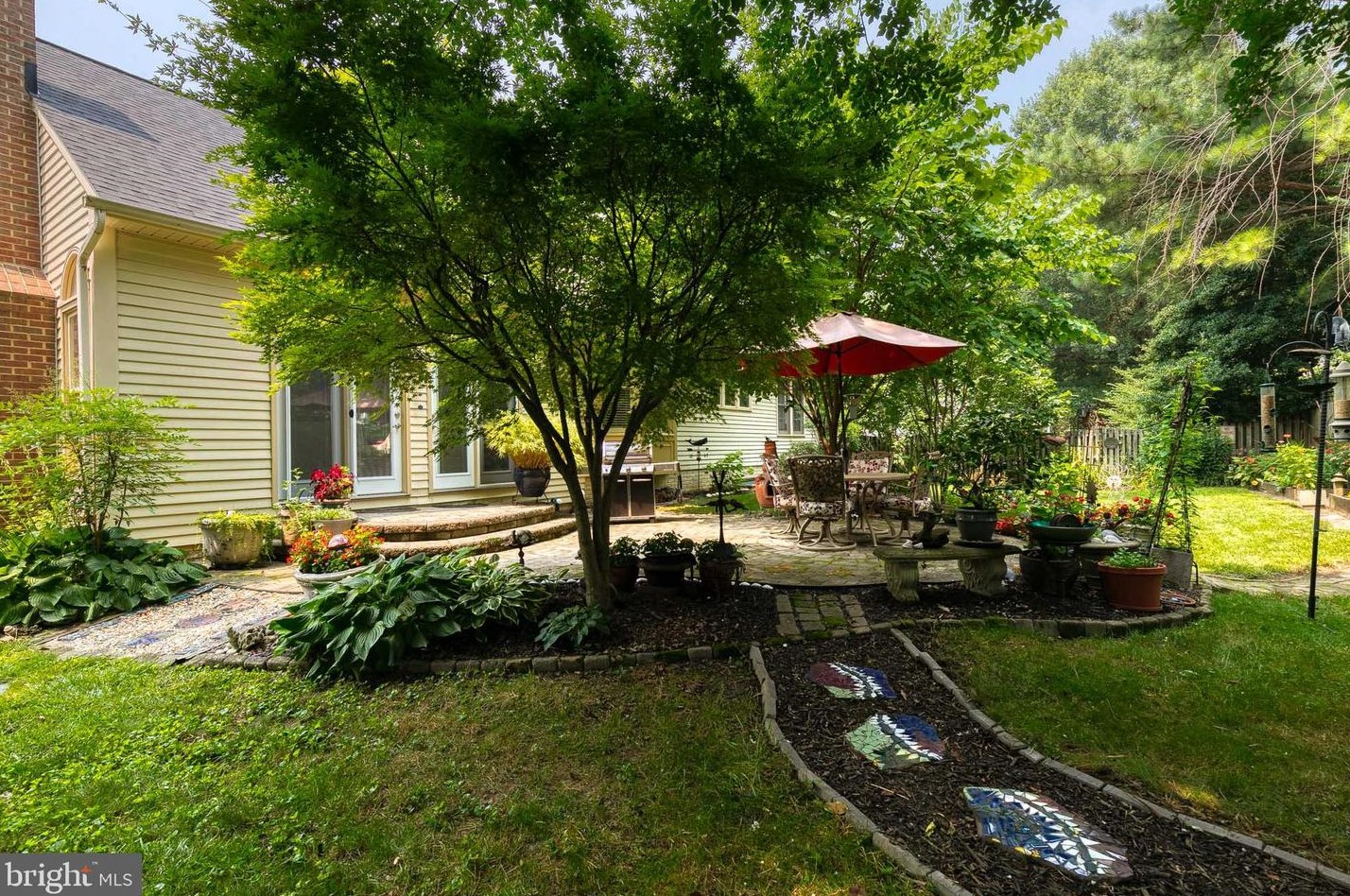 1141 Charing Cross Dr, Crofton MD 21114-1358 exterior