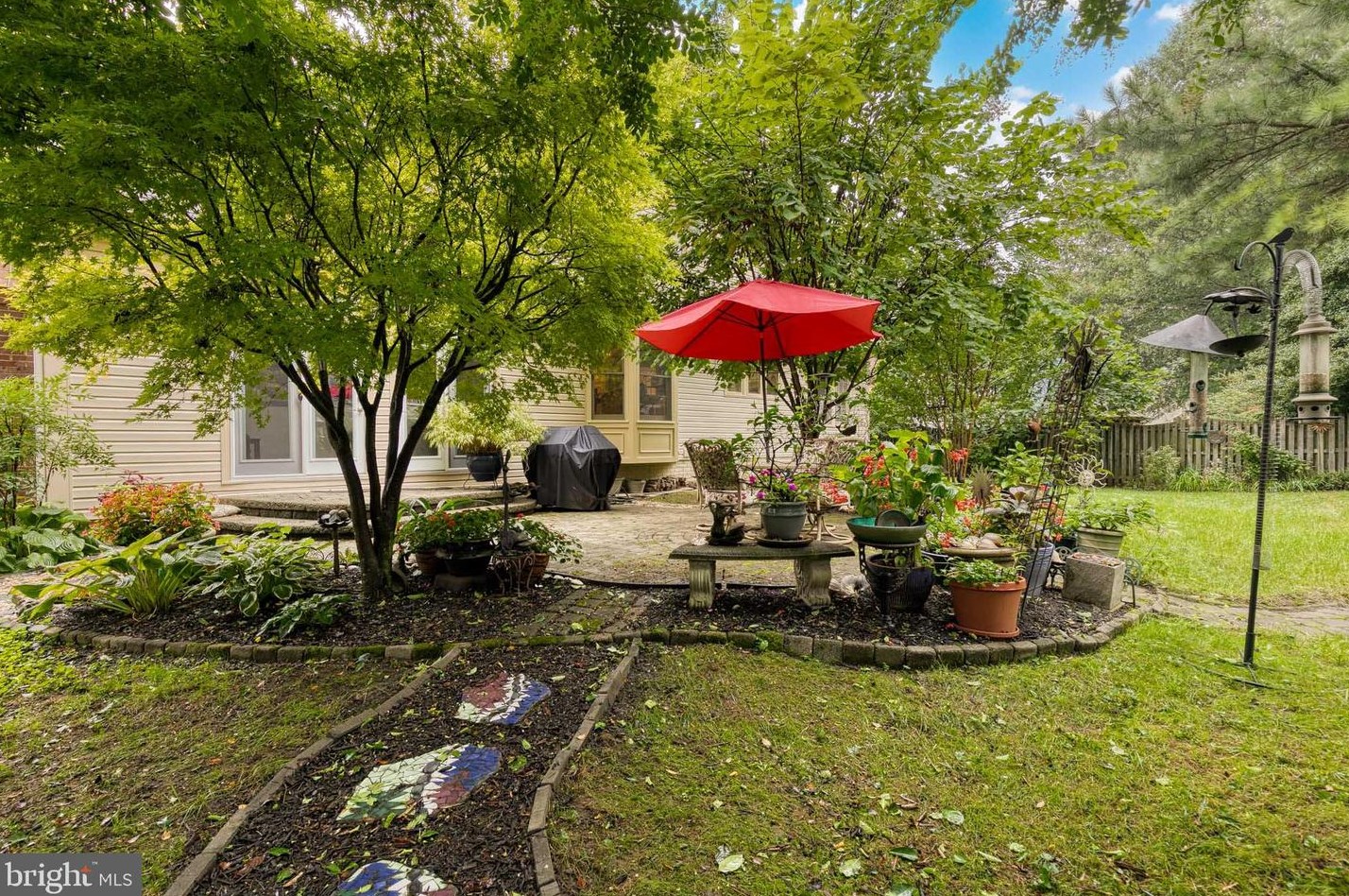 1141 Charing Cross Dr, Crofton MD 21114-1358 exterior