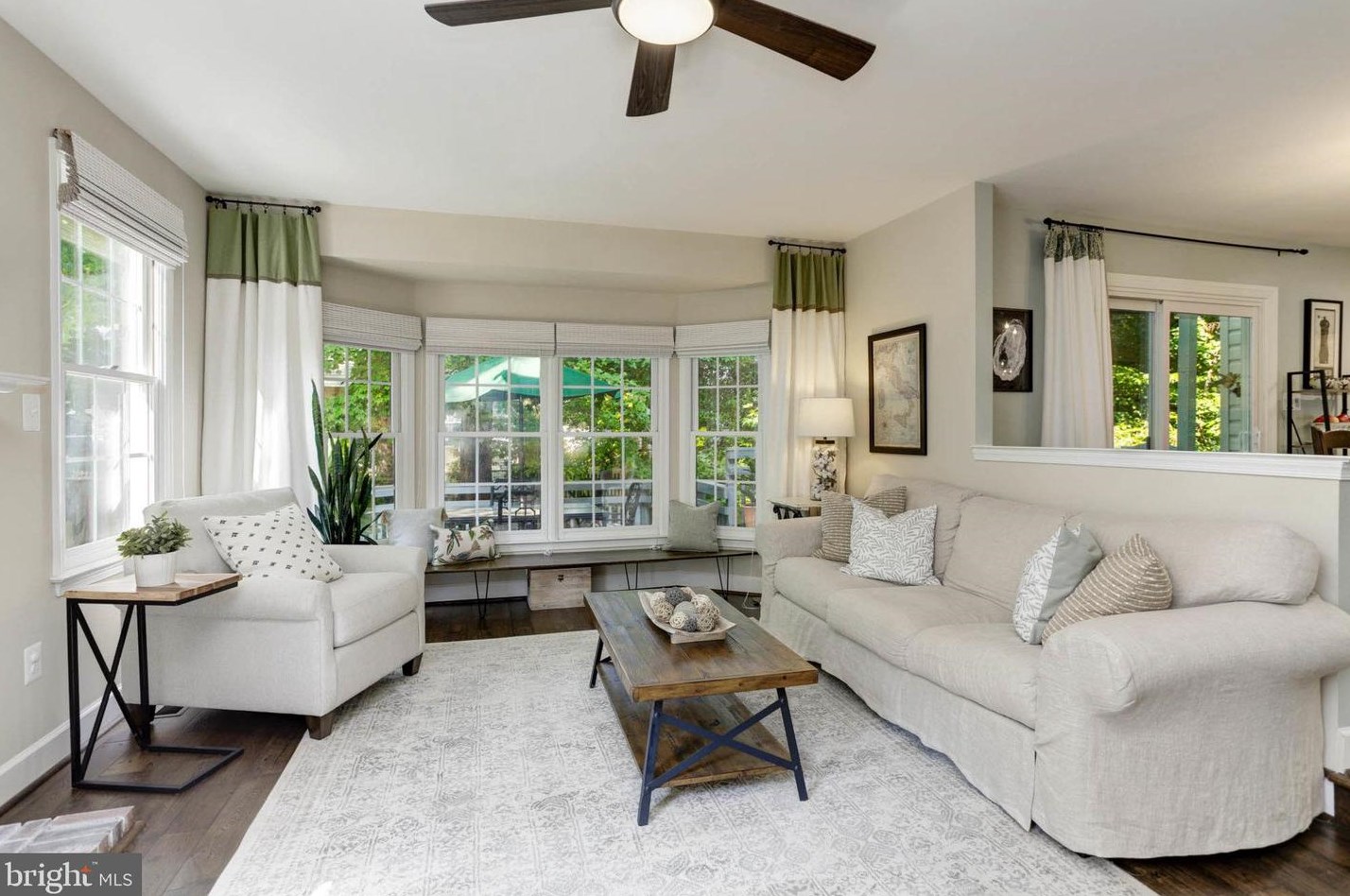 1765 Rochester St, Crofton MD 21114-2611 exterior