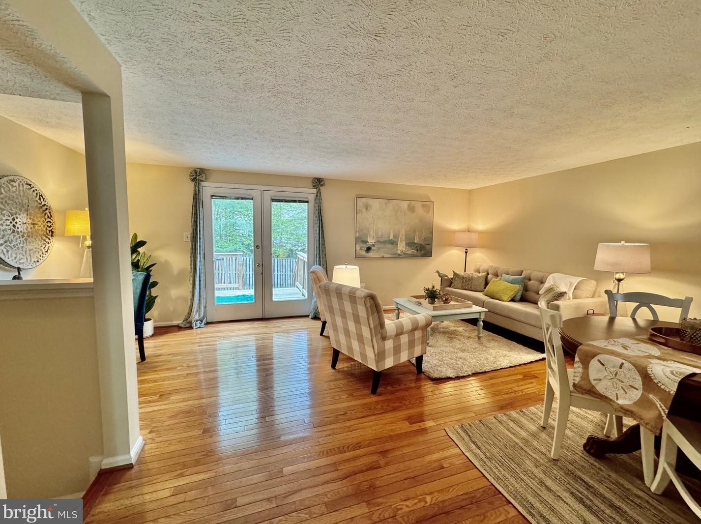 2557 Log Ml Ct, Crofton MD 21114-1860 exterior