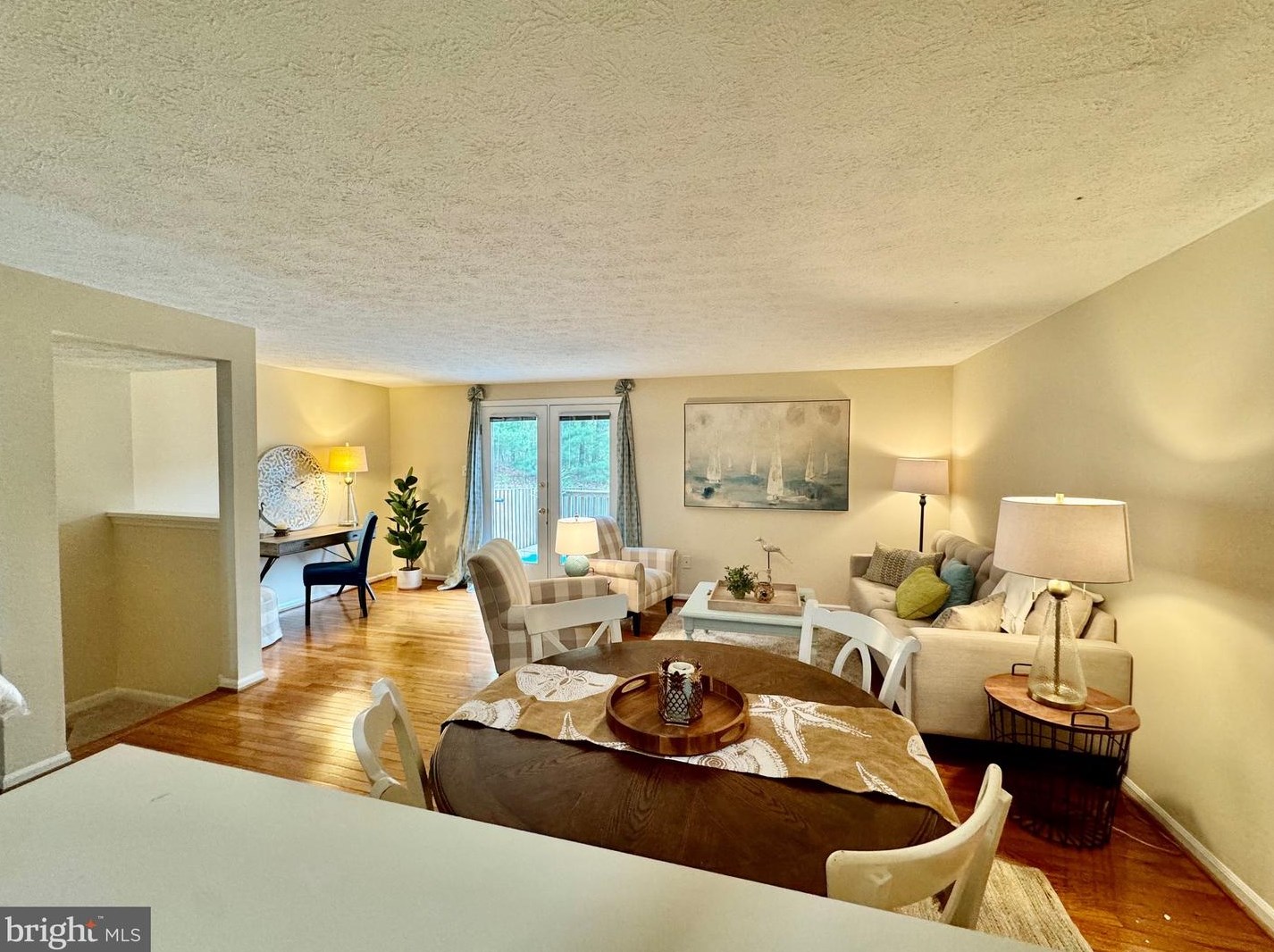 2557 Log Ml Ct, Crofton MD 21114-1860 exterior