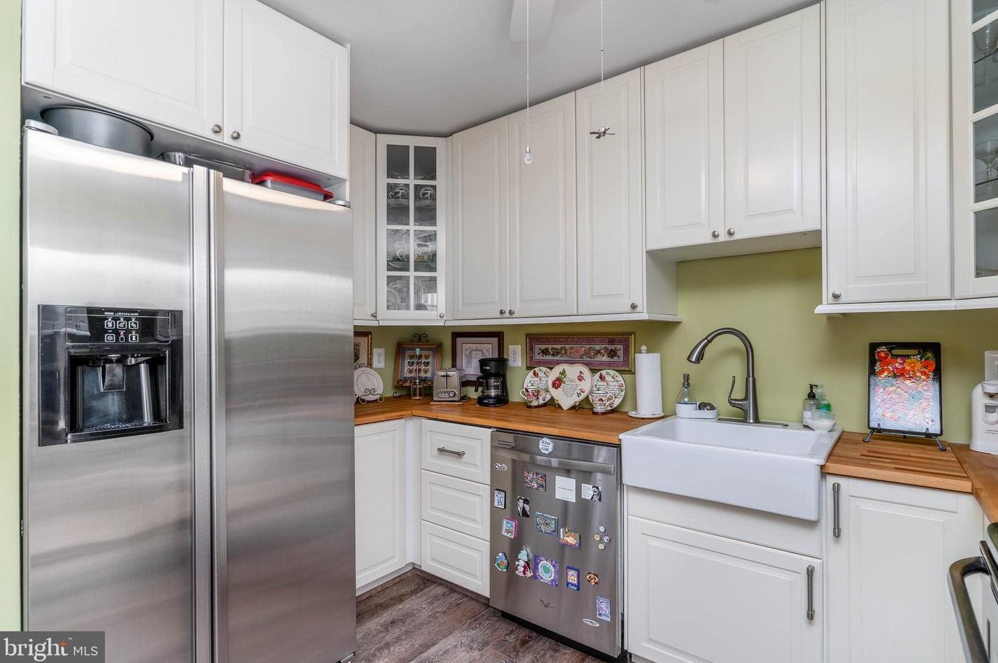 1719 Bancroft Ln, Crofton MD 21114-1609 exterior