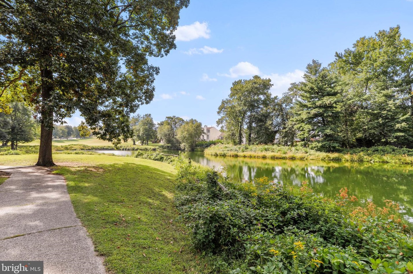 1538 Falstone Ln, Crofton MD 21114-1669 exterior