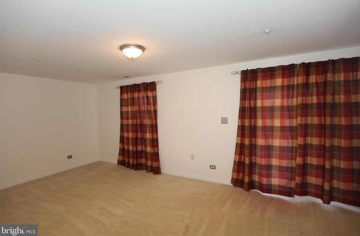 2568 Windy Oak Ct, Crofton MD  21114-1182 exterior