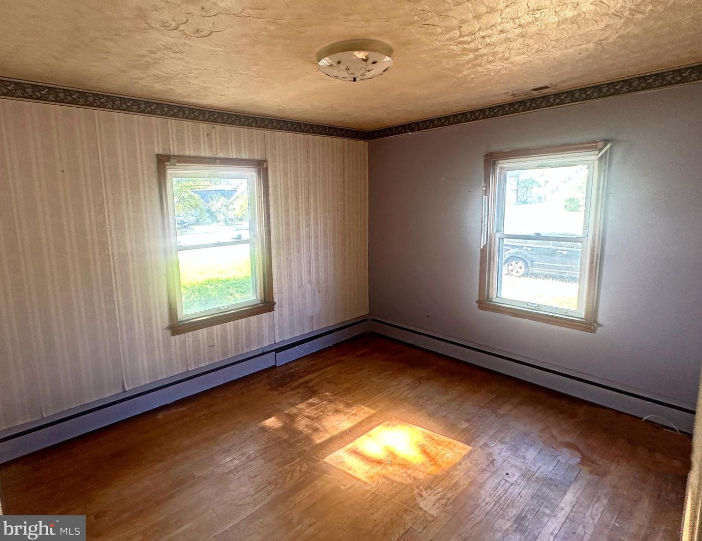 8231 Fort Smallwood Rd, Baltimore MD  21226-1921 exterior