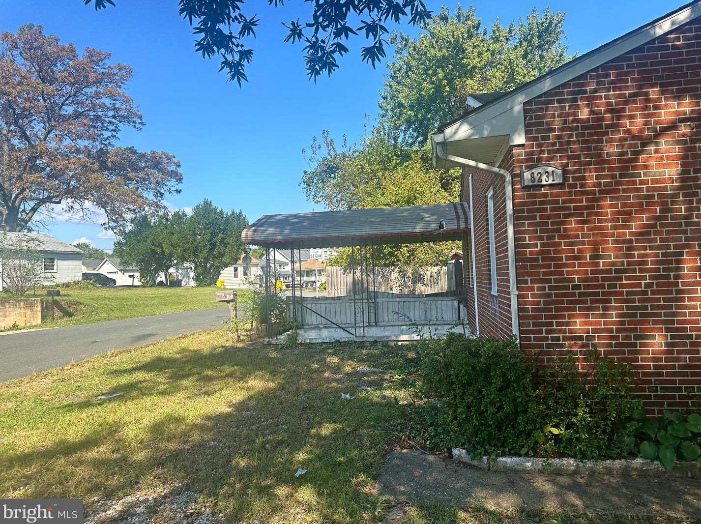 8231 Fort Smallwood Rd, Baltimore MD  21226-1921 exterior