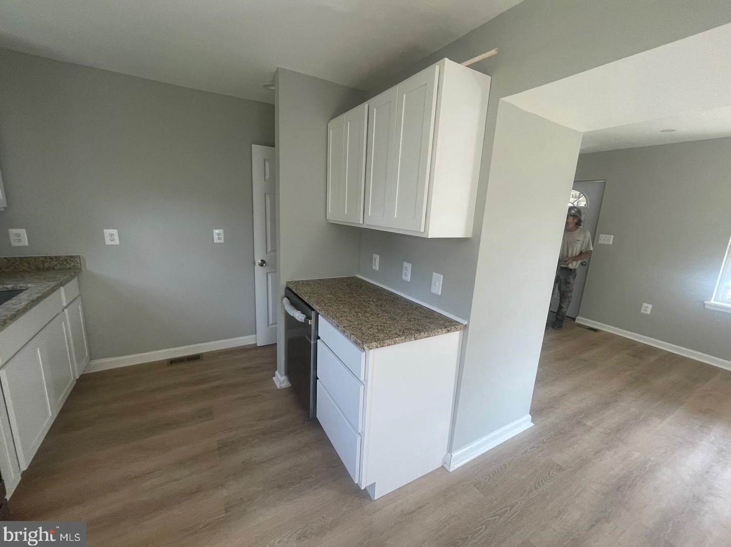 5210 Patrick Henry Dr, Baltimore MD  21225-3110 exterior