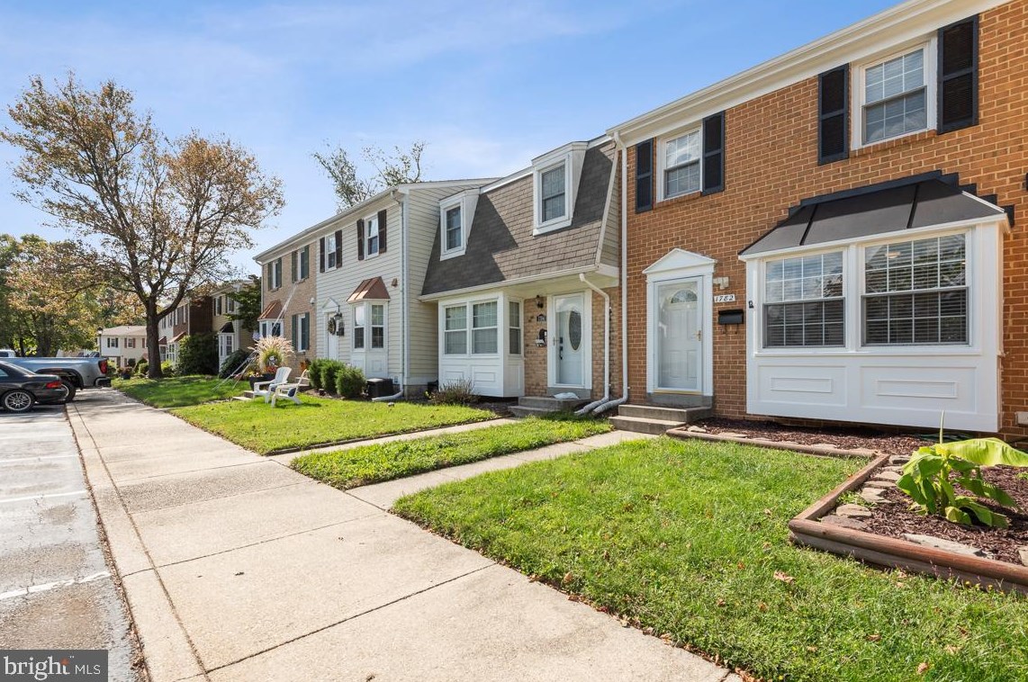 1782 Sharwood Pl, Crofton MD  21114-1925 exterior