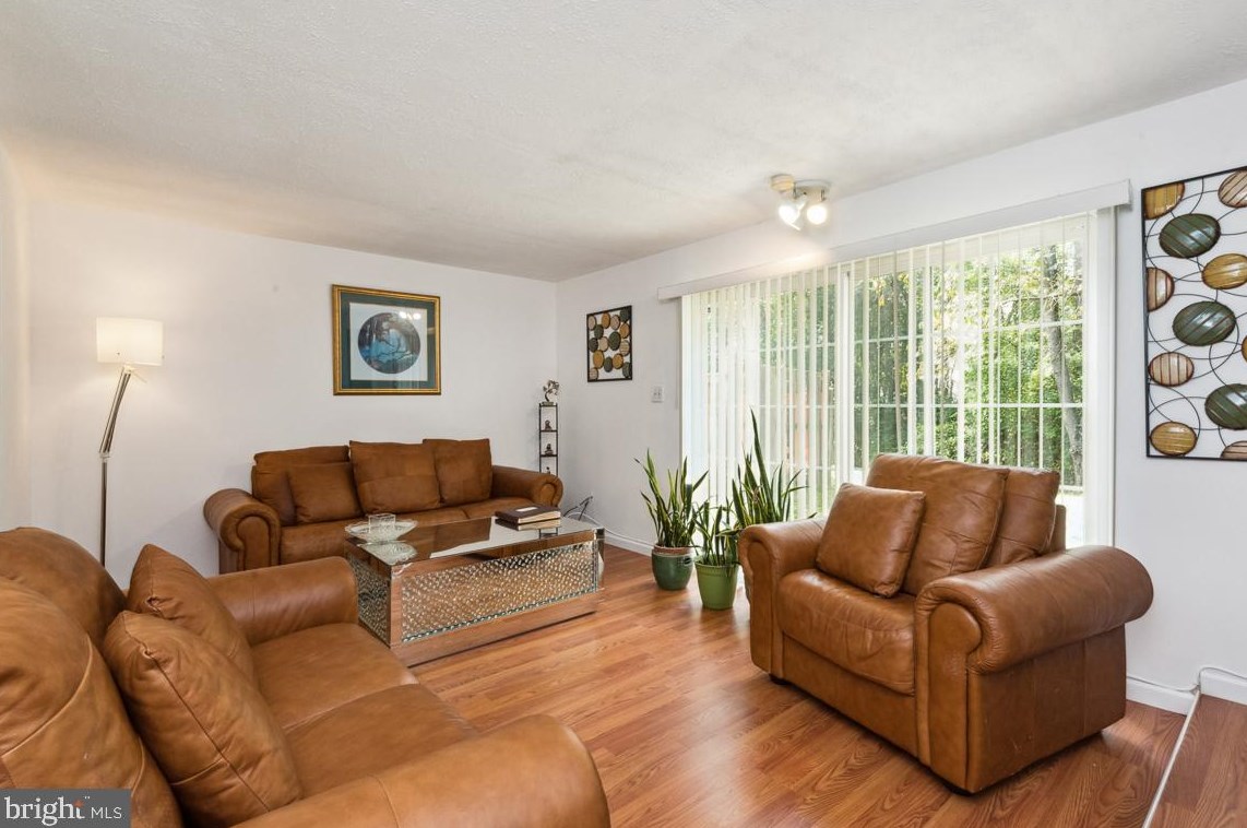 1782 Sharwood Pl, Crofton MD 21114-1925 exterior