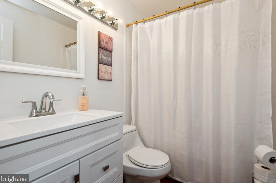 1782 Sharwood Pl, Crofton MD 21114-1925 exterior