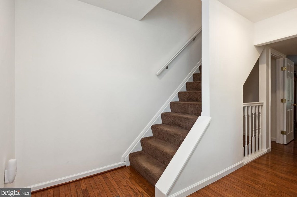 1782 Sharwood Pl, Crofton MD 21114-1925 exterior