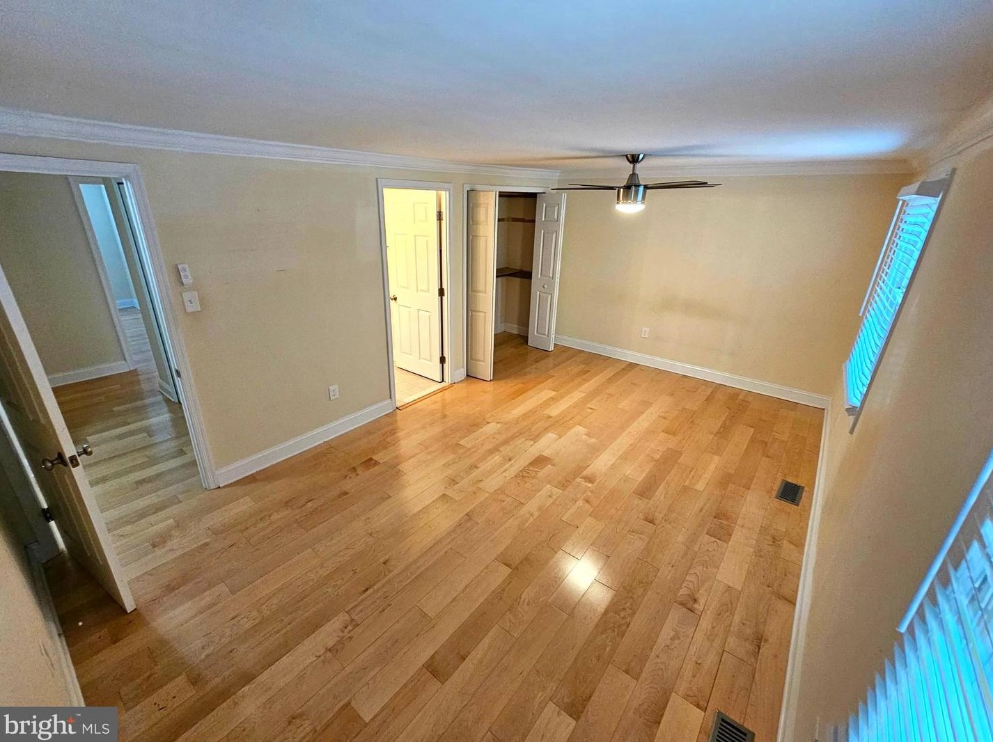 1676 Wilkshire Dr, Crofton MD 21114-2320 exterior