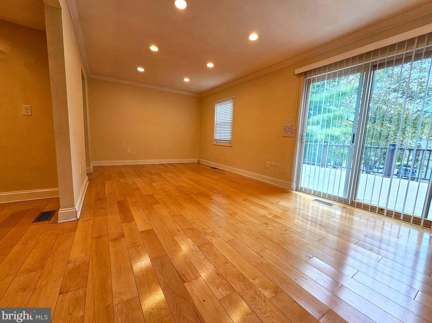 1676 Wilkshire Dr, Crofton MD  21114-2321 exterior