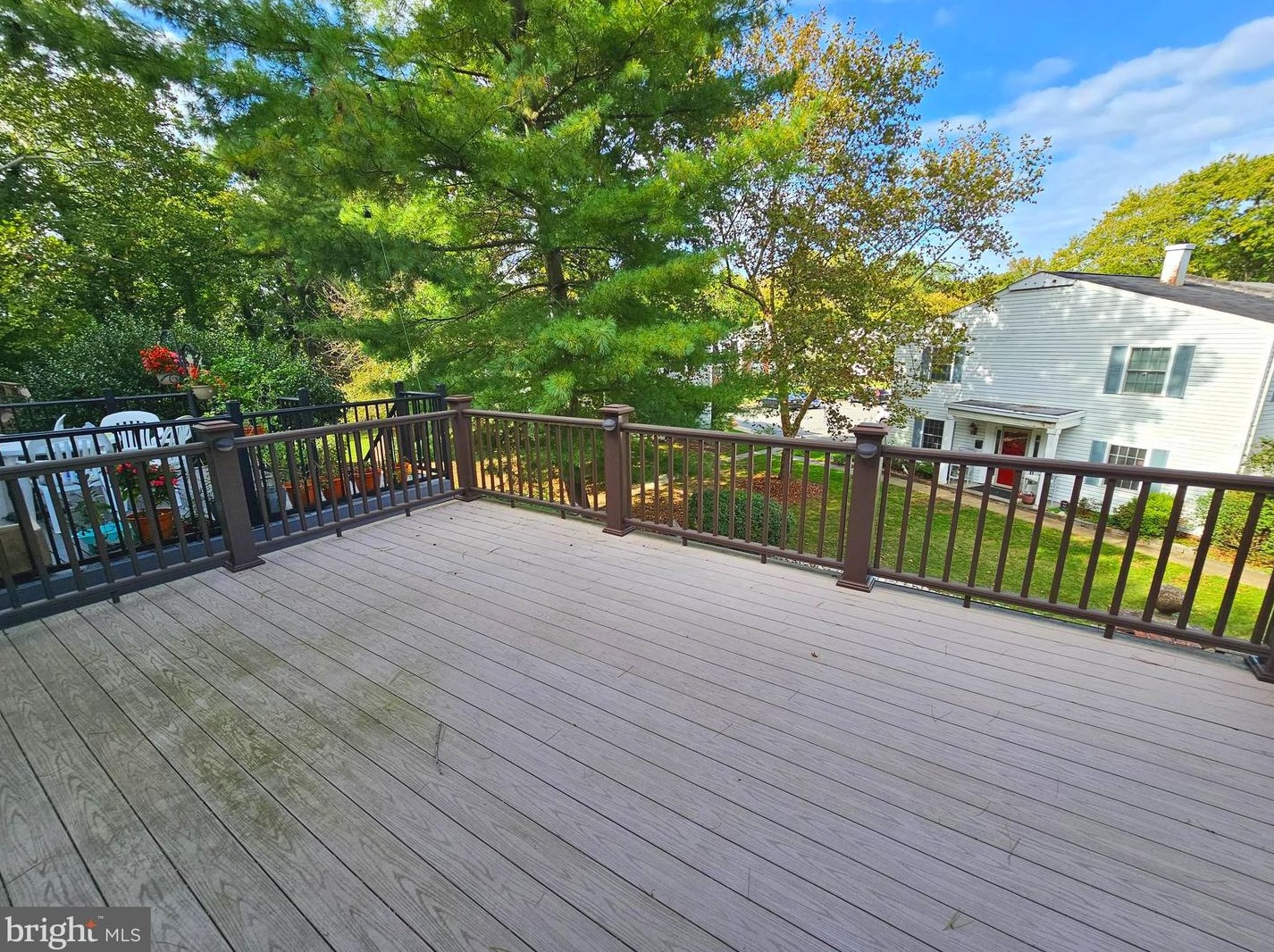 1676 Wilkshire Dr, Crofton MD 21114-2320 exterior