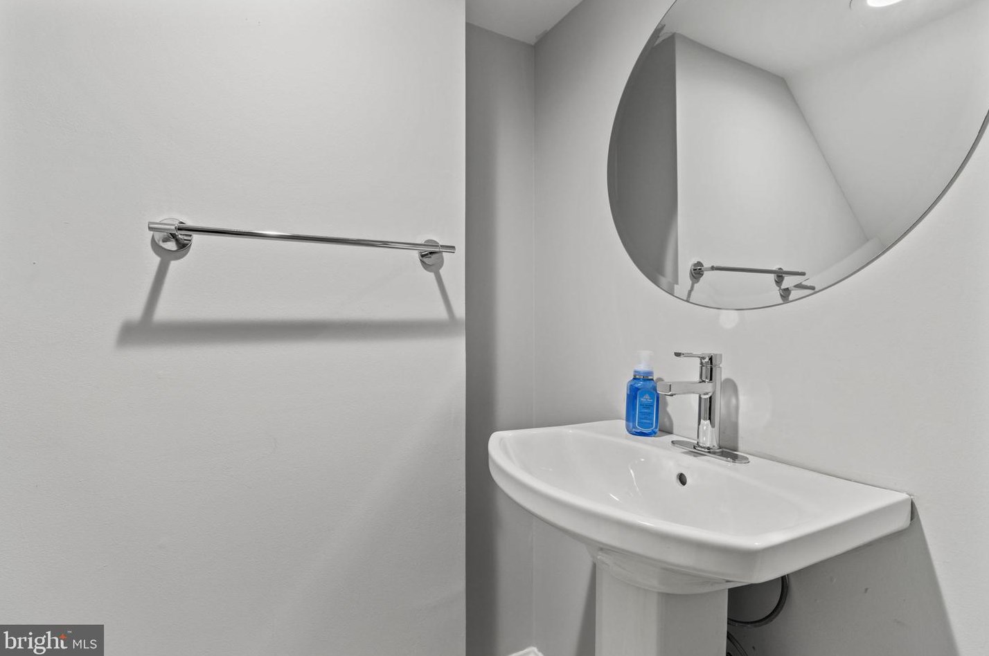 2083 Ingleside Ct, Crofton MD  21114-1849 exterior