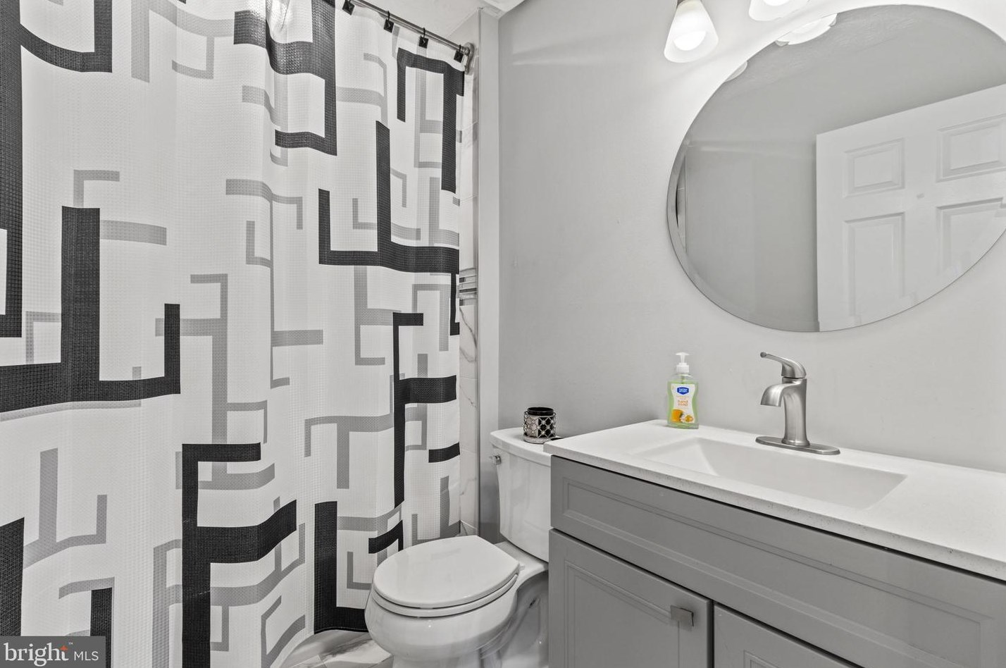 2083 Ingleside Ct, Crofton MD  21114-1849 exterior