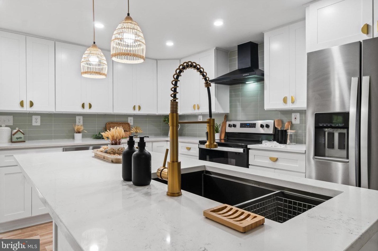 33 Gambrills Rd, Severn MD 21144-3507 exterior