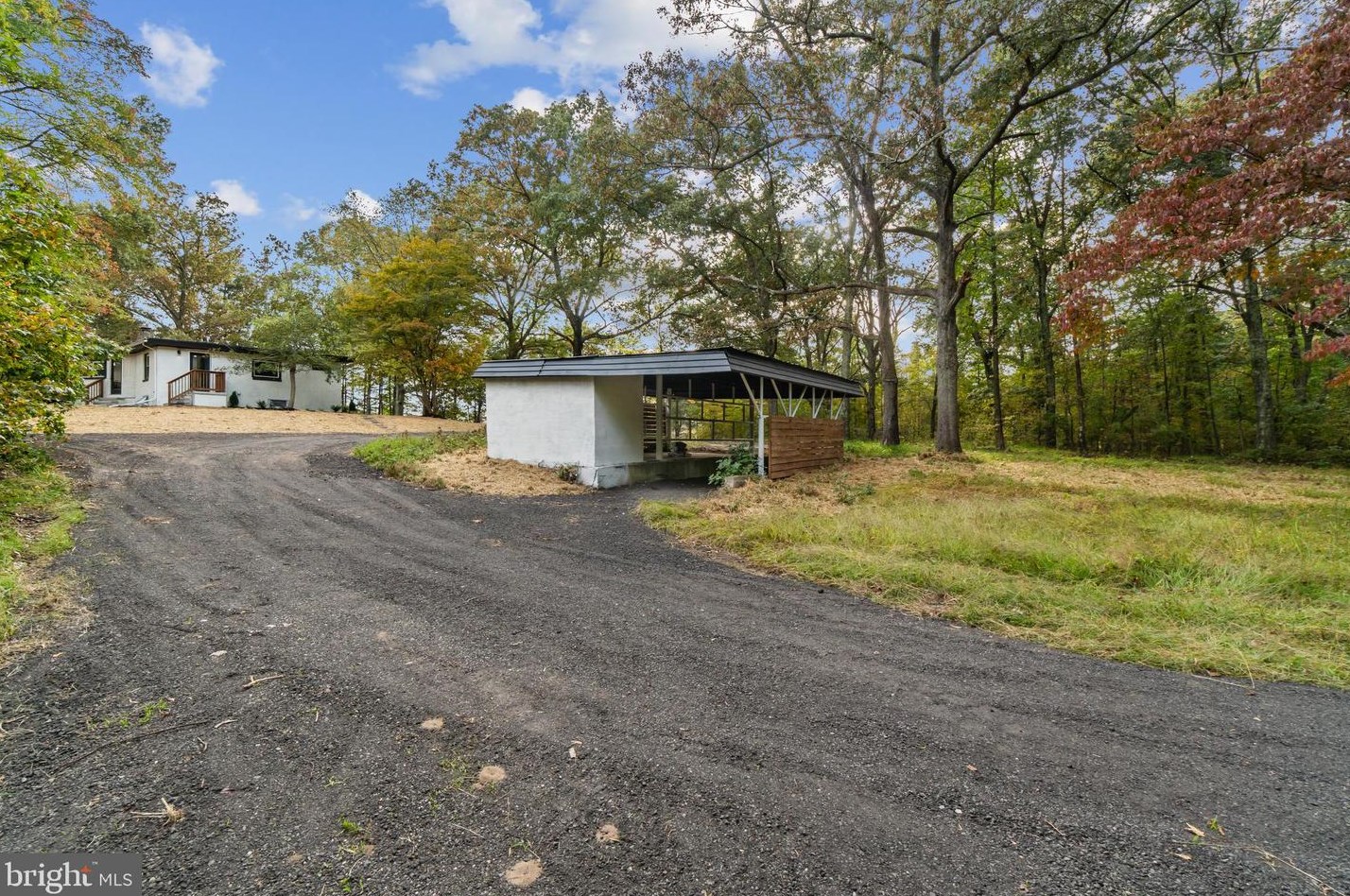 33 Gambrills Rd, Severn MD 21144-3507 exterior