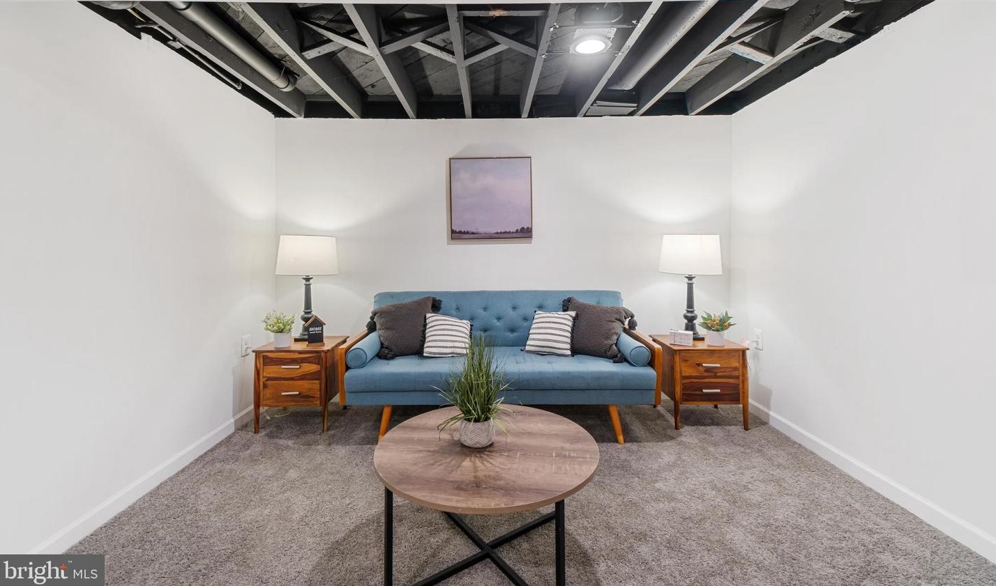 33 Gambrills Rd, Severn MD 21144-3507 exterior