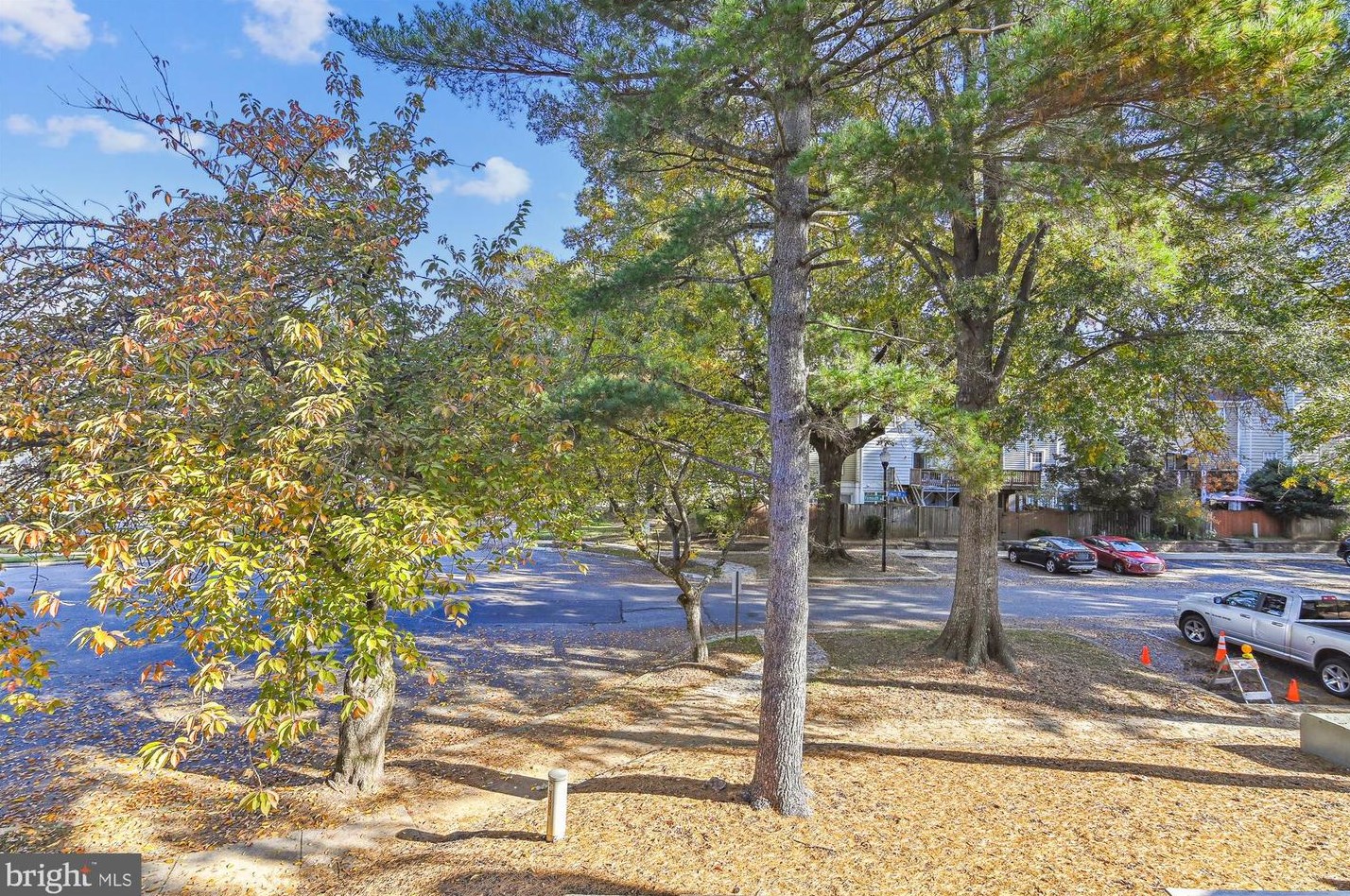 1516 Marlborough Ct, Crofton MD 21114-1123 exterior