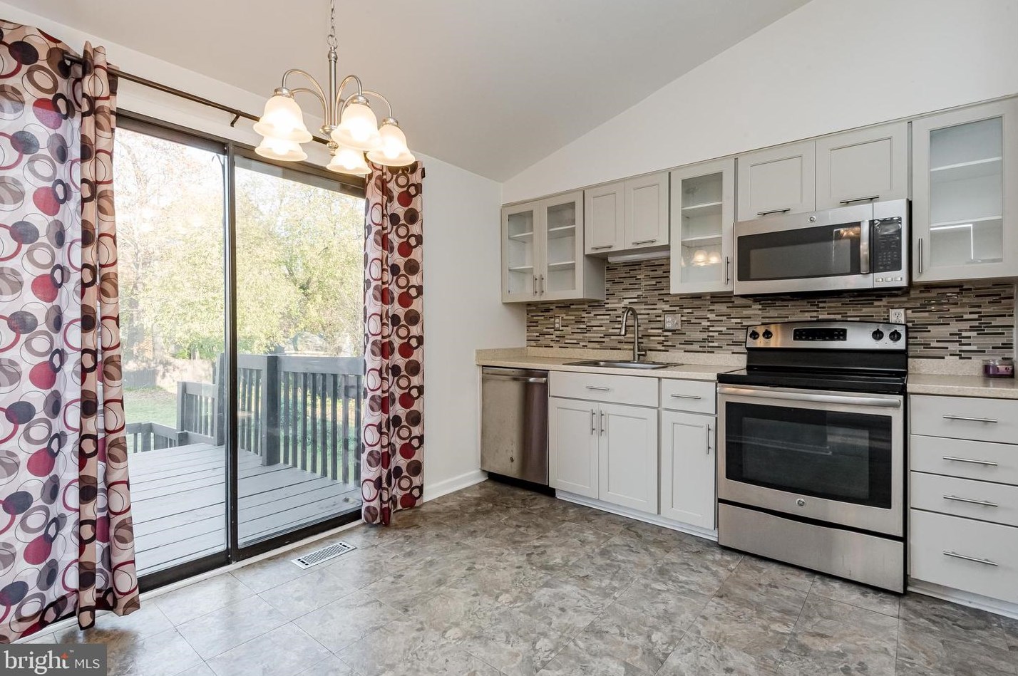 8323 Dubbs Dr, Severn MD  21144-3320 exterior