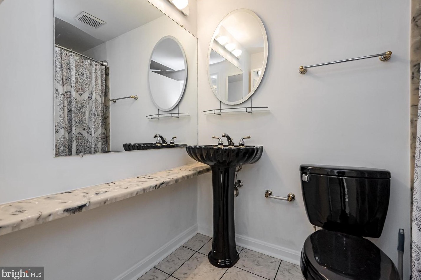 8323 Dubbs Dr, Severn MD  21144-3320 exterior