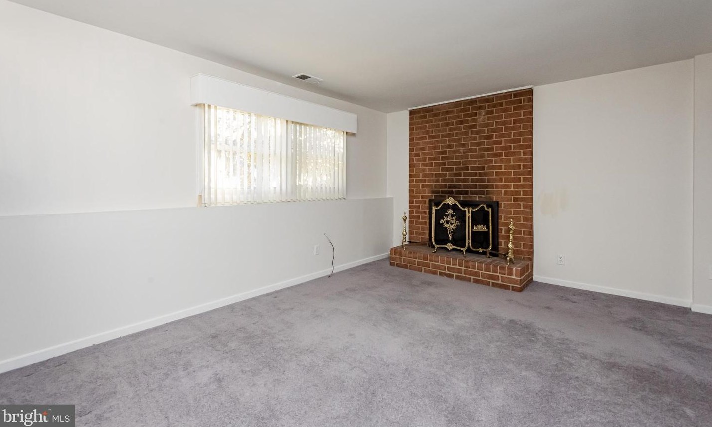 8323 Dubbs Dr, Severn MD  21144-3320 exterior