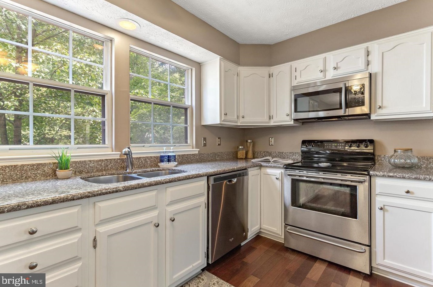 2087 Lower Ct, Crofton MD  21114-1634 exterior