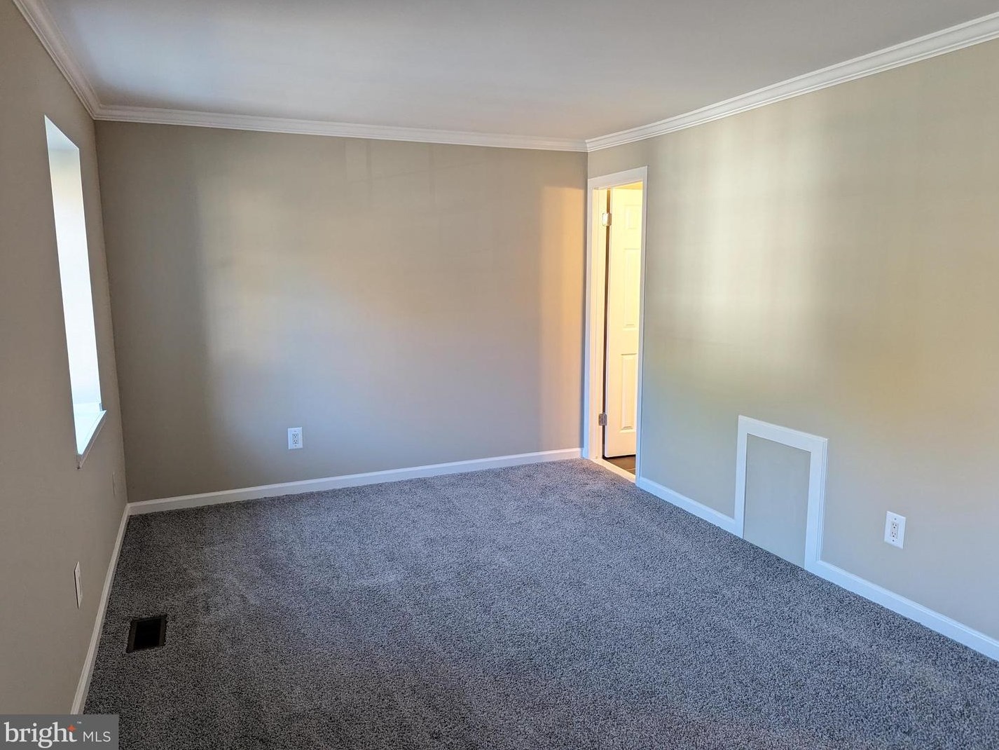 1738 Aberdeen Cir, Crofton MD 21114-1618 exterior