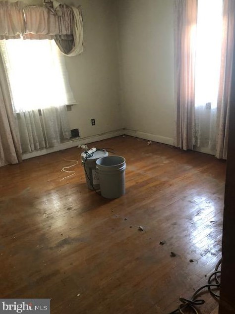 305 Orch Ave, Baltimore MD 21225-2837 exterior