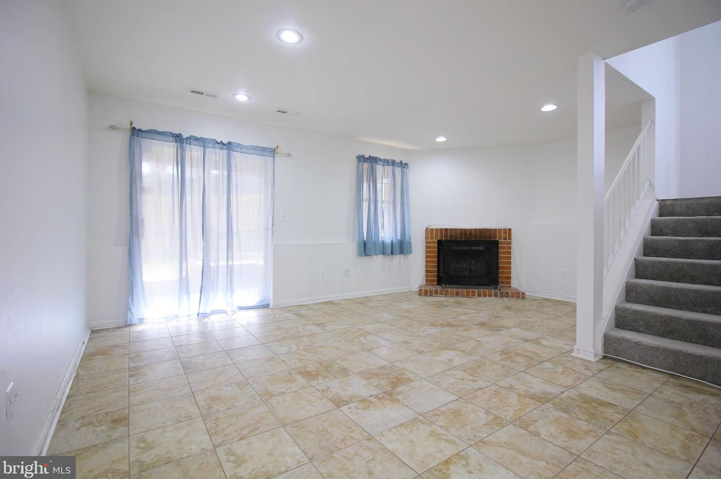 1305 Cox Cove Ct, Baltimore MD  21226-2130 exterior