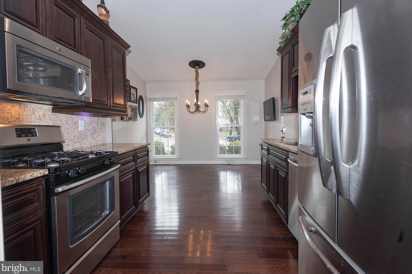 1809 Roxboro Pl, Crofton MD  21114-2513 exterior