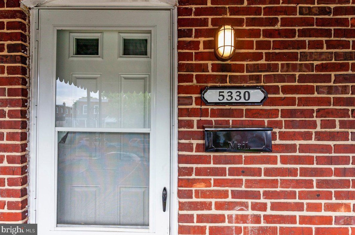 5330 4th St, Baltimore MD  21225-3106 exterior