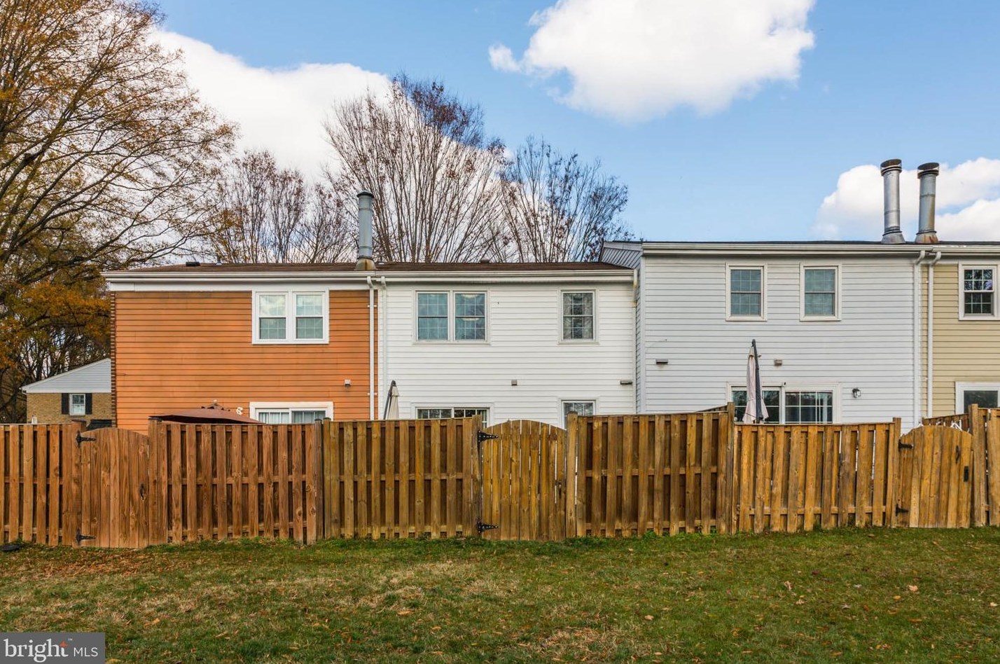 1760 Castleford Sq, Crofton MD 21114-1926 exterior