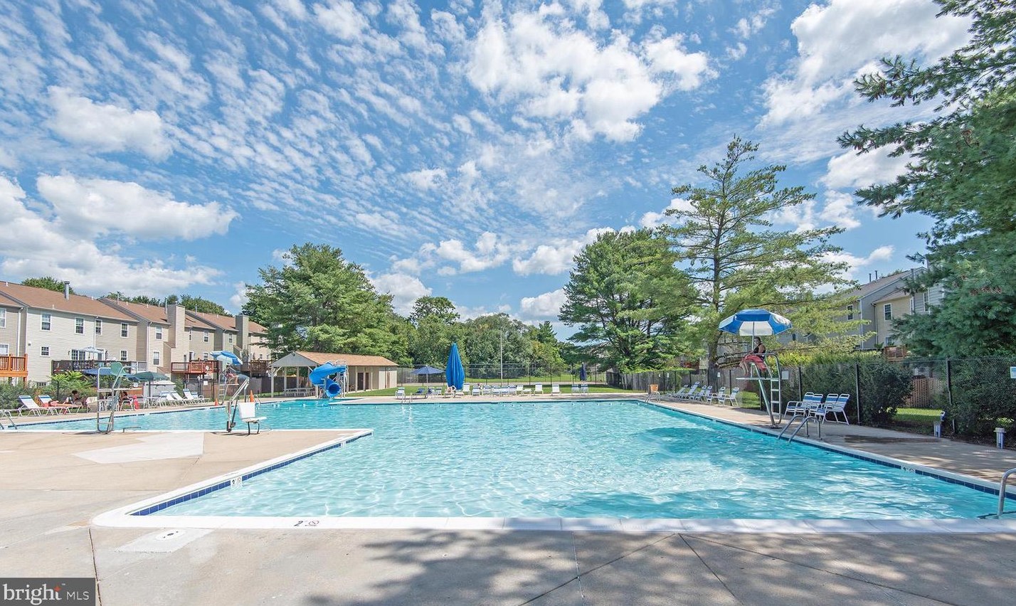 2433 Wentworth Dr, Crofton MD  21114-3125 exterior