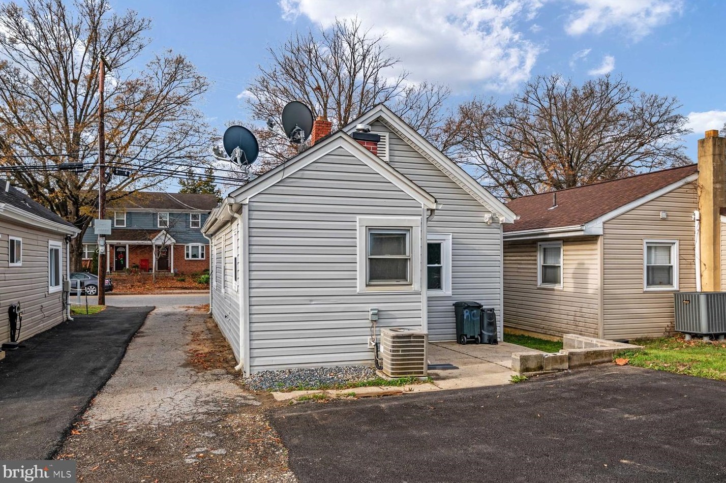 224 Admiral Dr, Annapolis MD  21401-3123 exterior