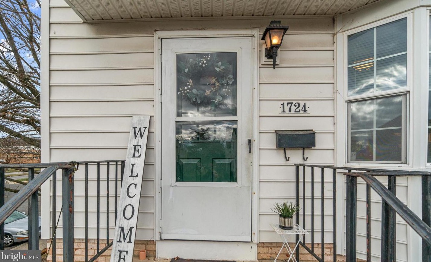 1724 Bancroft Ln, Crofton MD  21114-1609 exterior